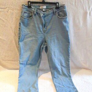 Abercrombie & Fitch 33/16L Women's Ultra High Rise 90s Slim Straight Curve Love